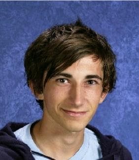 Celebrities Born in 1991 | List of Famous Men & Women Born in 1991