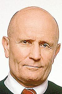 Famous Male Referees List of Top Male Referees