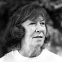 Near Changes, If it be not I, Letters from a father   Mona Jane Van Duyn was an American poet.