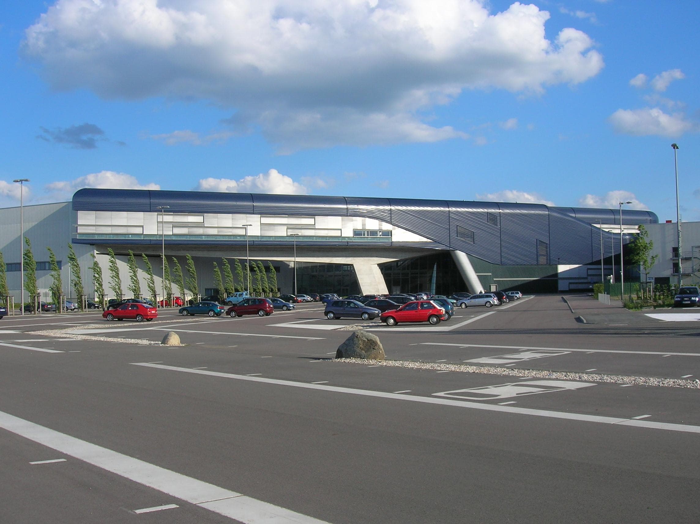 Bmw central building