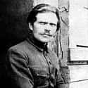 Dec. at 46 (1888-1934)   Nestor Ivanovych Makhno or Bat'ko Makhno was a Ukrainian anarcho-communist revolutionary and the commander of an independent anarchist army in Ukraine during the Russian Civil War.