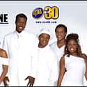 Kyla Pratt, Robert Ri'chard, Flex Alexander   One on One is an American sitcom that aired on the now-defunct UPN from September 3, 2001 to May 15, 2006.
