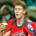 Center   Shawn Paul Bradley is a retired American and German basketball player who played center for the Philadelphia 76ers, the New Jersey Nets and the Dallas Mavericks in the National Basketball...