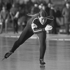 Famous Female Cyclists; Top Cyclists; Best Female Cyclists