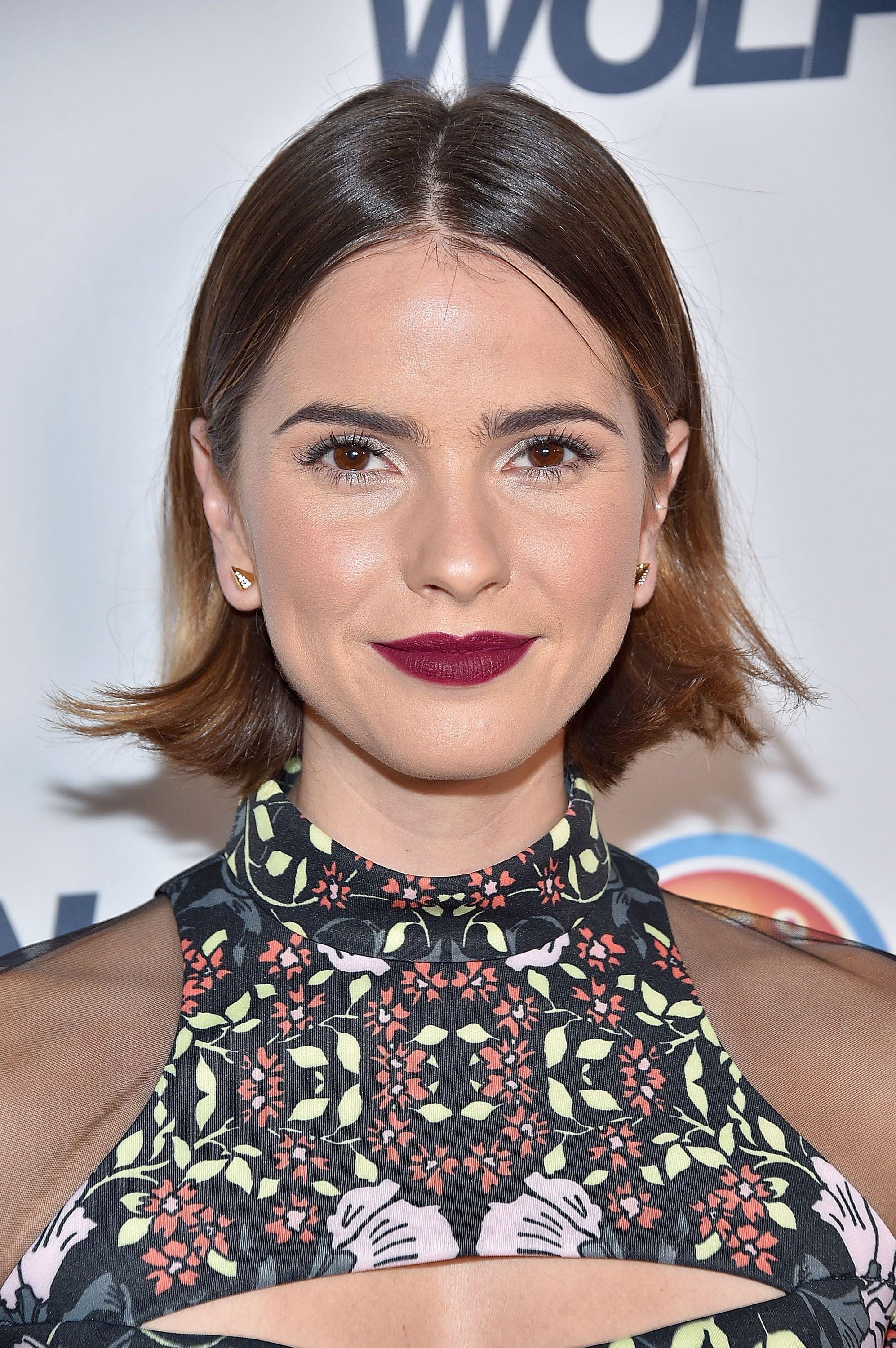 Shelley Hennig Rankings & Opinions