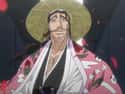 Shunsui Kyōraku on Random Gotei Captain In Bleach