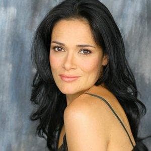 Hot New Zealand Actresses, with Photos