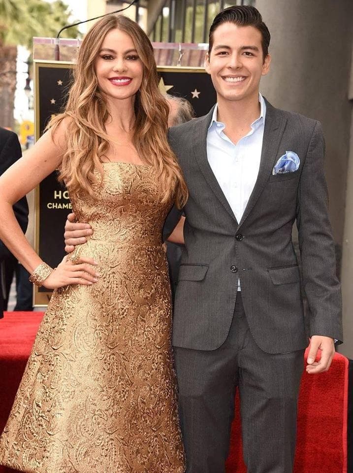 Famous Single Moms | Hollywood Mothers Raising Kids on Their Own