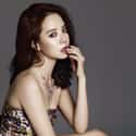 Song Ji-hyo on Random Most Stunning South Korean Models