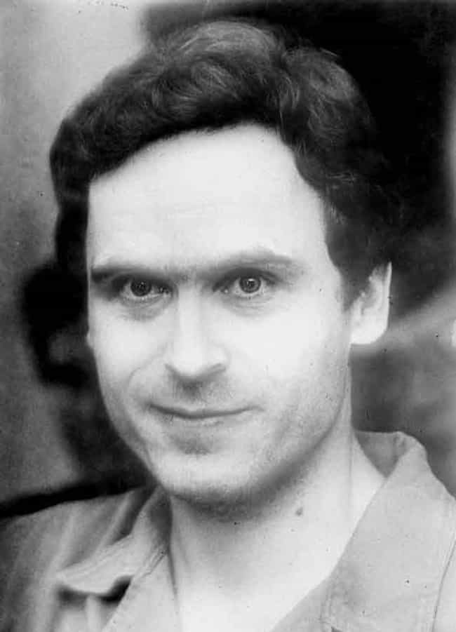 Ted Bundy figura (o se clasifica) 2 en la lista 10 Asesinos en serie que cometieron sus crímenes en Florida