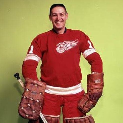 The 30+ Top Athletes To Wear Jersey Number 1, Ranked By Fans