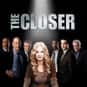 Kyra Sedgwick, J.K. Simmons, Corey Reynolds   The Closer is an American television police procedural, starring Kyra Sedgwick as Brenda Leigh Johnson, a Los Angeles Police Department Deputy Chief.