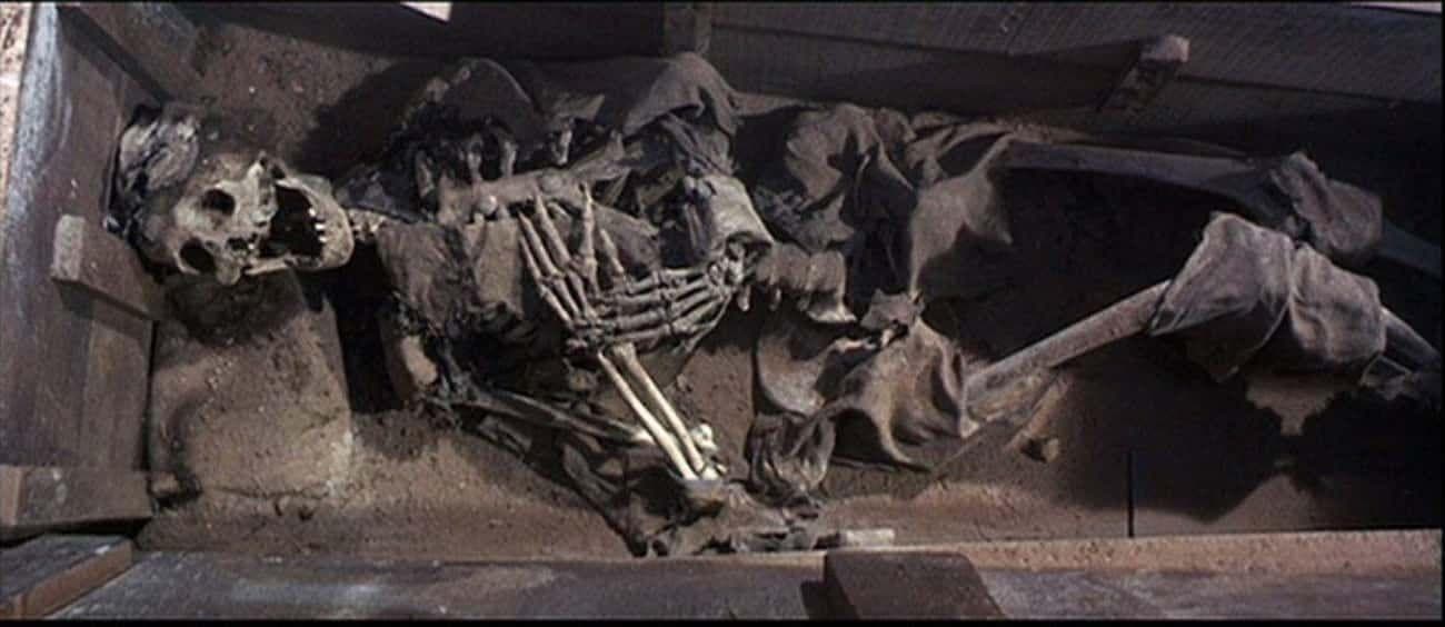 Small Details We Finally Noticed In 2021 In Some Of Our Favorite Movies