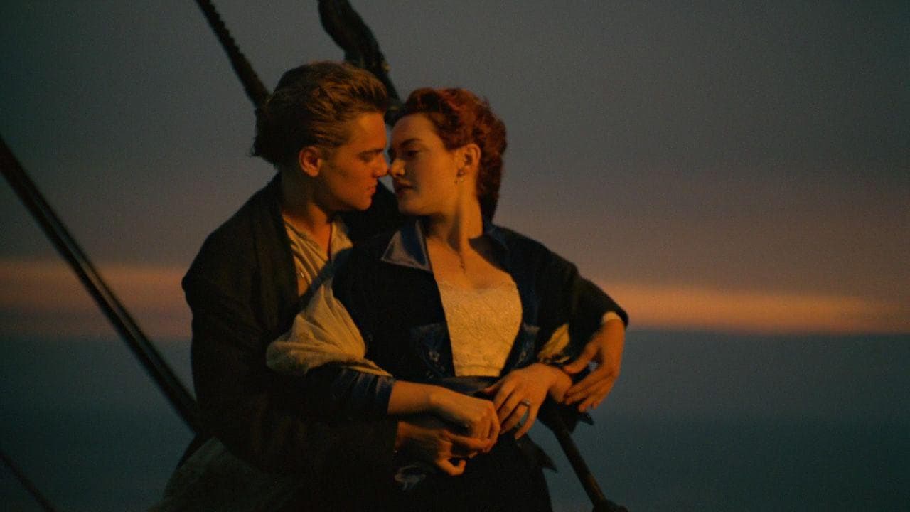 Leonardo DiCaprio And Kate Winslet In 'Titanic'