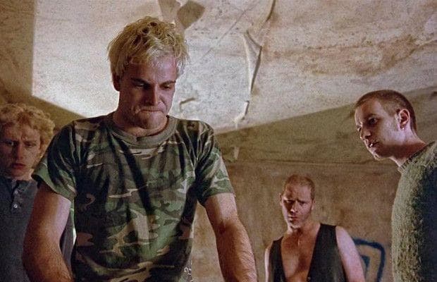 Film Fans Discuss The OnScreen Deaths That Continue To Haunt Them Long After The Movie Ended