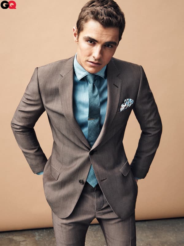 33 Hot Famous Guys in Suits
