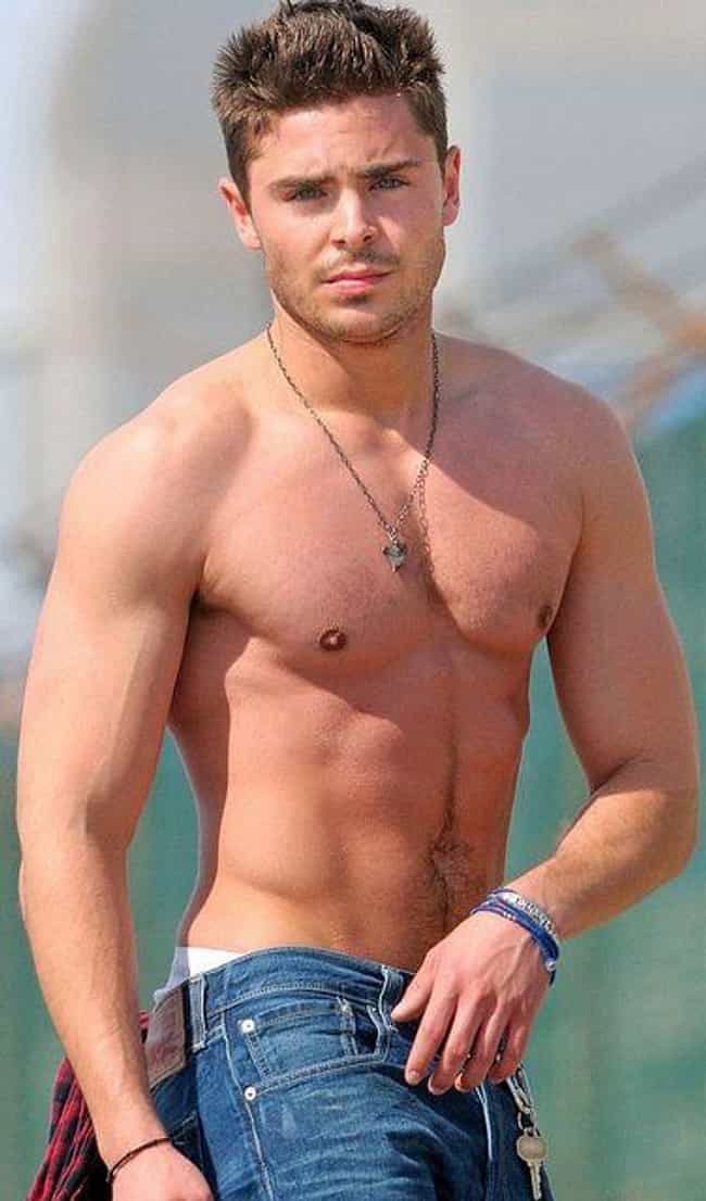 15 Best Male Celebrity Beach Bodies - Page 8 of 16 - Fame 