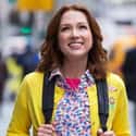 age 38   Elizabeth Claire "Ellie" Kemper is an American actress, comedian, and writer.