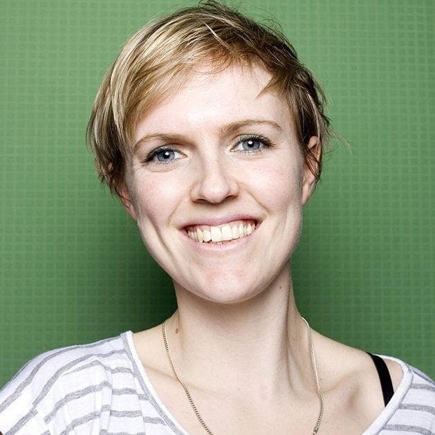 The 40 Funniest British Female Stand Up Comedians Of 2023, Ranked