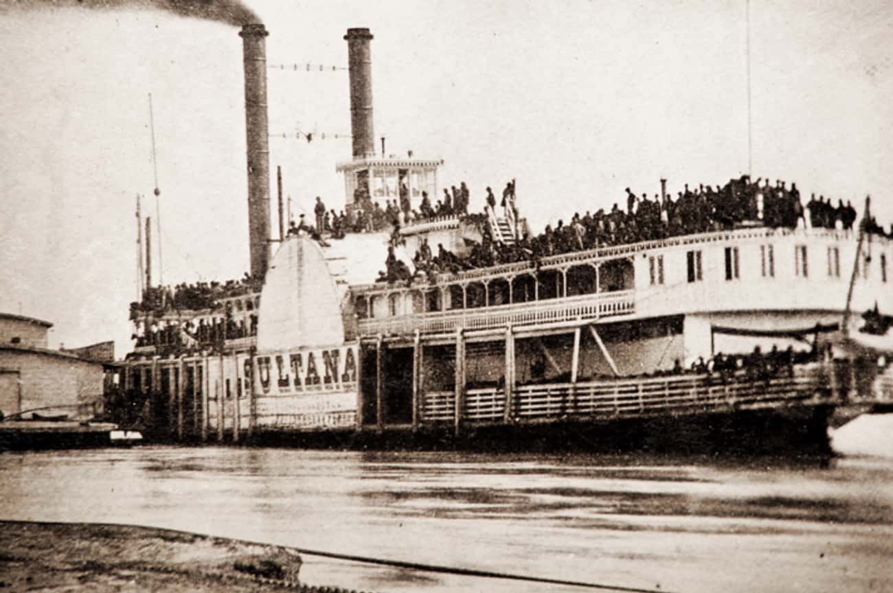 12 Days After The Assassination of Abraham Lincoln, A Civil War POW Ship Carrying More Than 2,000 People Sank