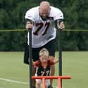 Andrew Whitworth on Random Adorable Pictures of NFL Players Caught Being Dads