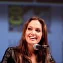 Angelina Jolie on Random Super Famous Celebrities Who Somehow Have No Idea How Internet Works