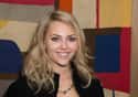 age 25   AnnaSophia Robb is an American actress and model.