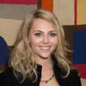 age 25   AnnaSophia Robb is an American actress and model.