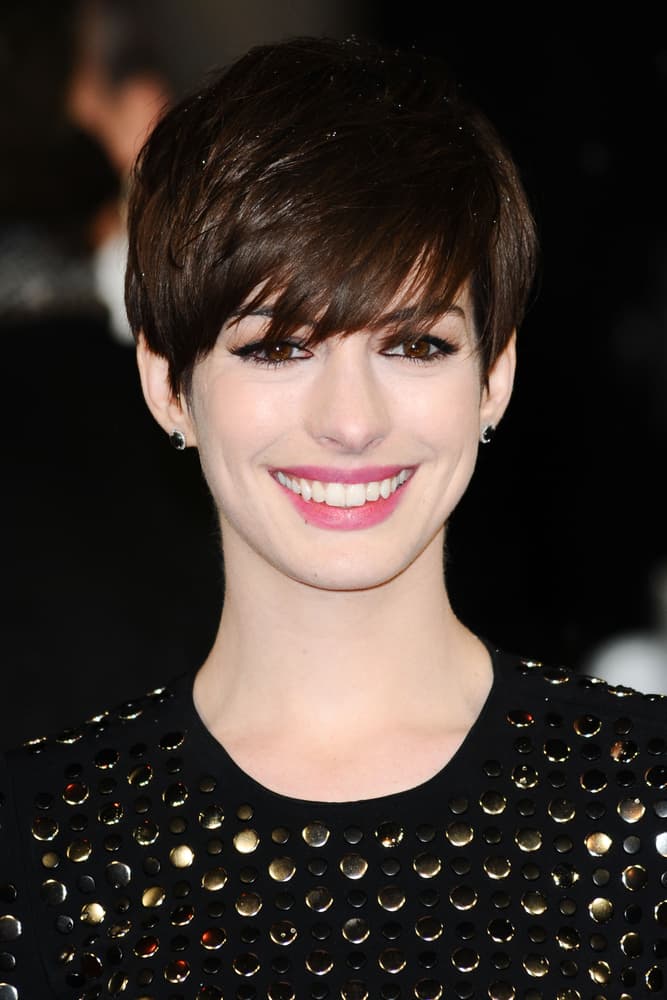 Catholic Celebrities List Of Famous Catholics   Anne Hathaway Recording Artists And Groups Photo U250