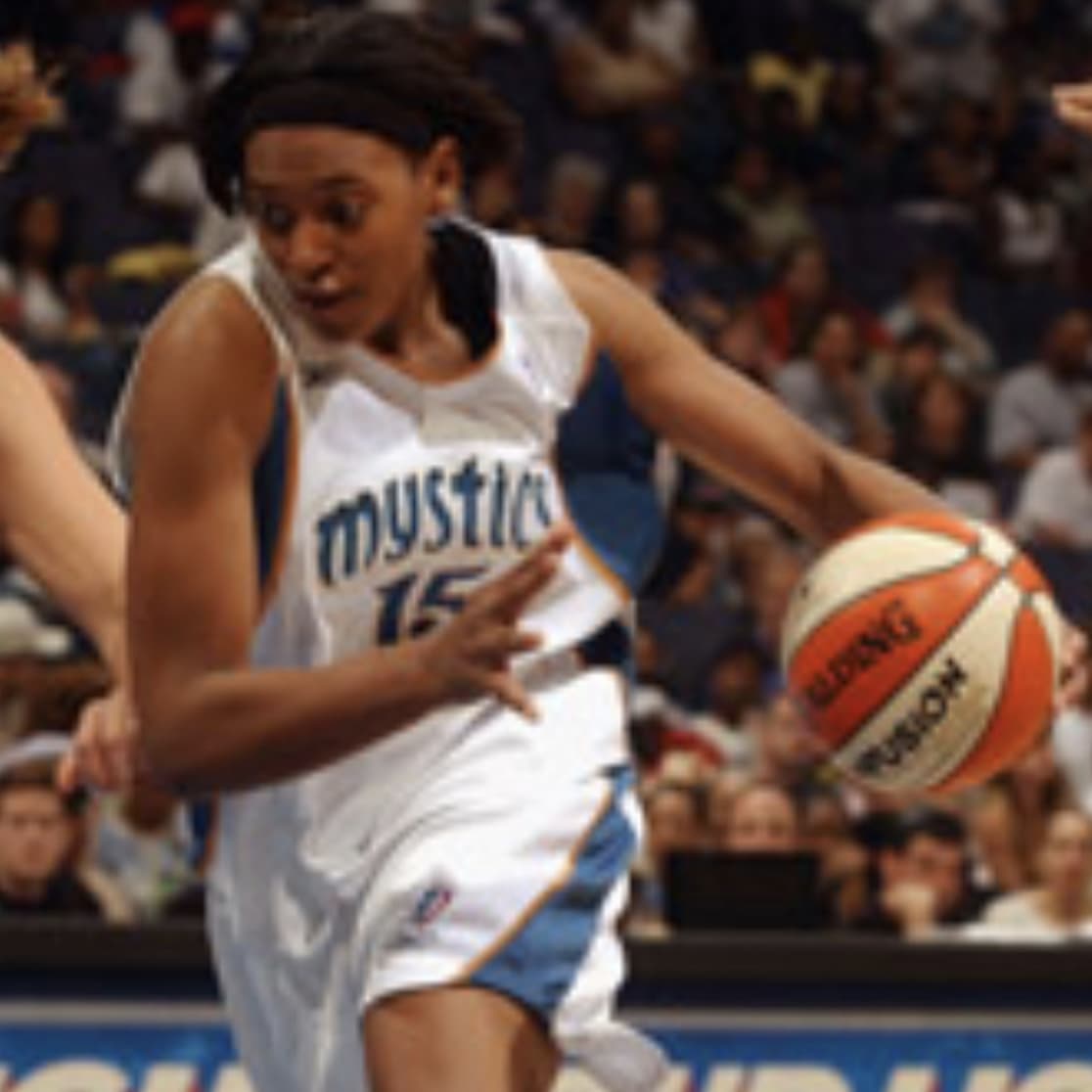 The Best Connecticut Sun Players, Ranked By Fans