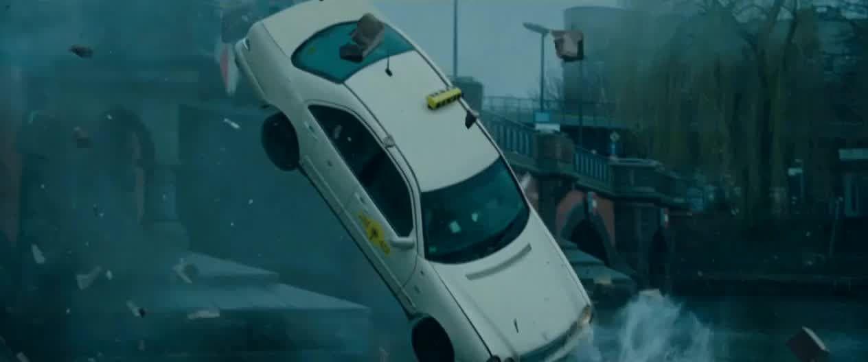 The 15 Most Haunting Opening Scenes In Thriller Movies
