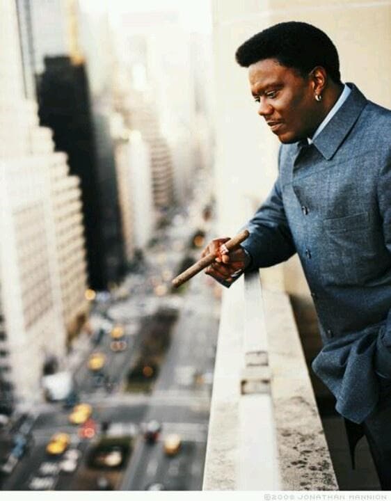 Celebrities Who Smoke Cigars