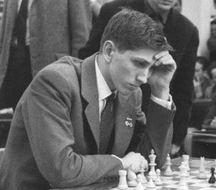 THE BEST CHESS GAMES OF BORIS SPASSKY by SOLTIS Andrew