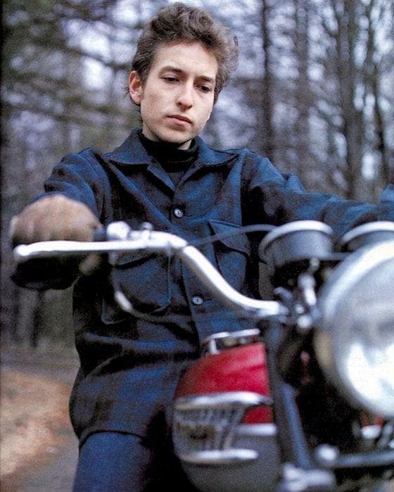 22 Celebrities Who Were In Motorcycle Accidents (And Lived)