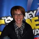 DeAnne Smith is an award-winning Canadian-American comedian, writer and columnist.