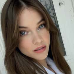 beautiful actress under 25