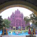 Suoi Tien Amusement Park on Random Absolutely Preposterous Theme Parks in Foreign Countries