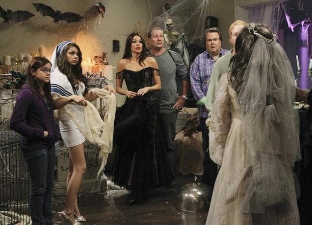 Ranking All Modern Family Halloween Episodes, Best To Worst