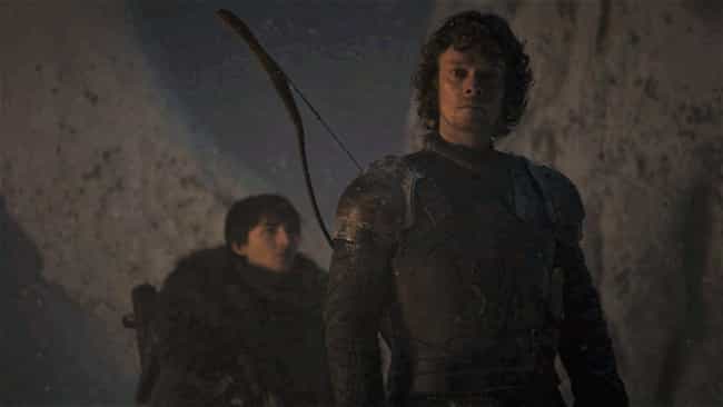 Theon Greyjoy Makes Up For His Discretions