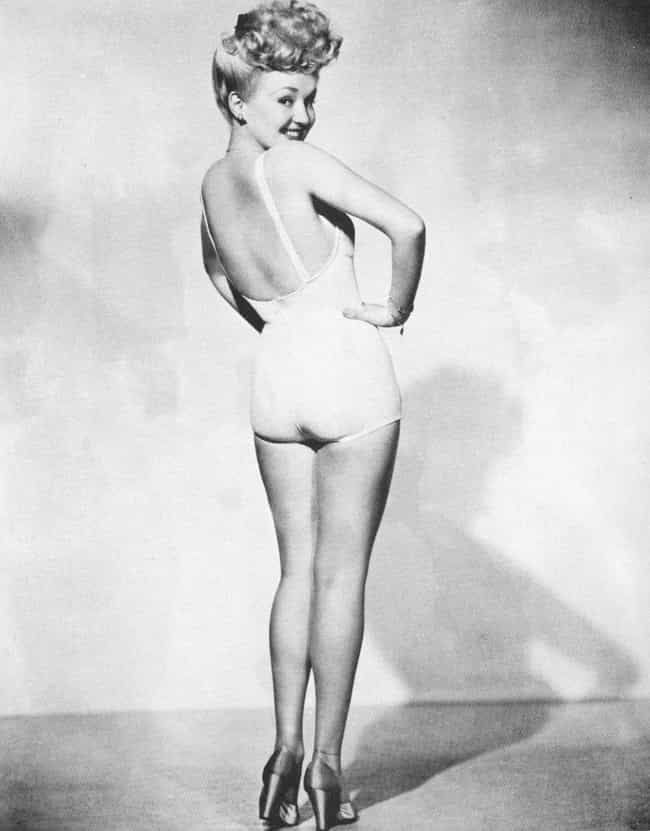 Hot Sexy Pinups | Gallery of Vintage Pin-Ups (Page 21)