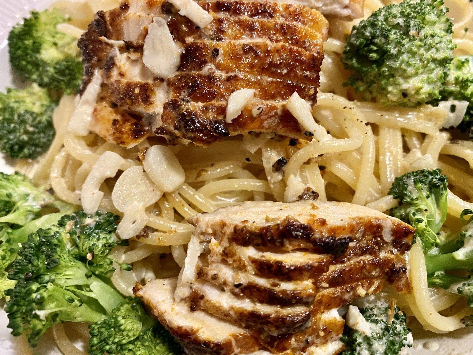 Rare In Italy, Alfredo Sauce Underwent A Major Transformation In The States