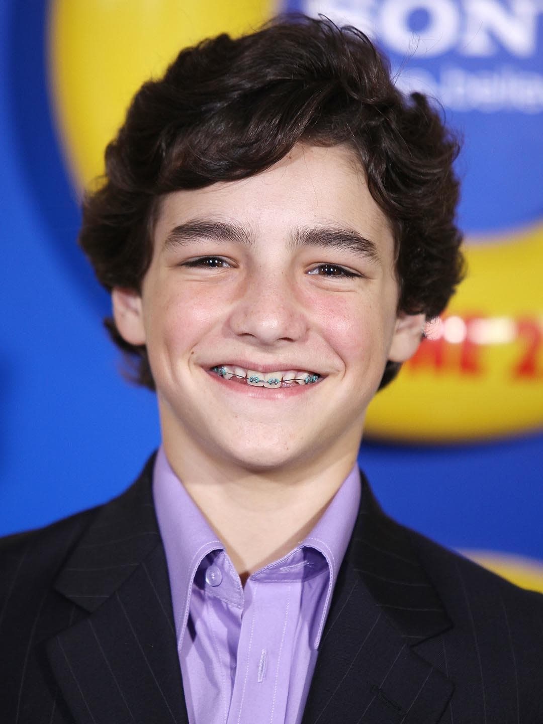 Celebrities Born in 1996 | List of Famous Men & Women Born in 1996