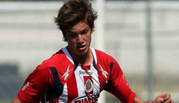 Celebrities Born in 1994 | List of Famous Men & Women Born in 1994