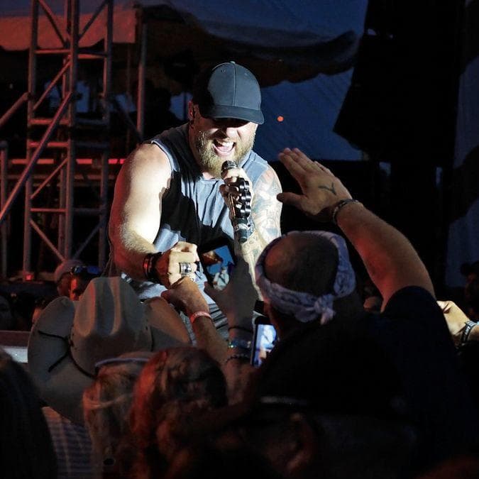 13 Sober Country Singers
