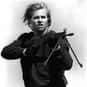 Chris Shiherlis is listed (or ranked) 45 on the list Male Movie Characters With Long Hair