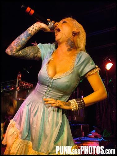 The 25+ Best Female Metal Singers, Ranked By Fans