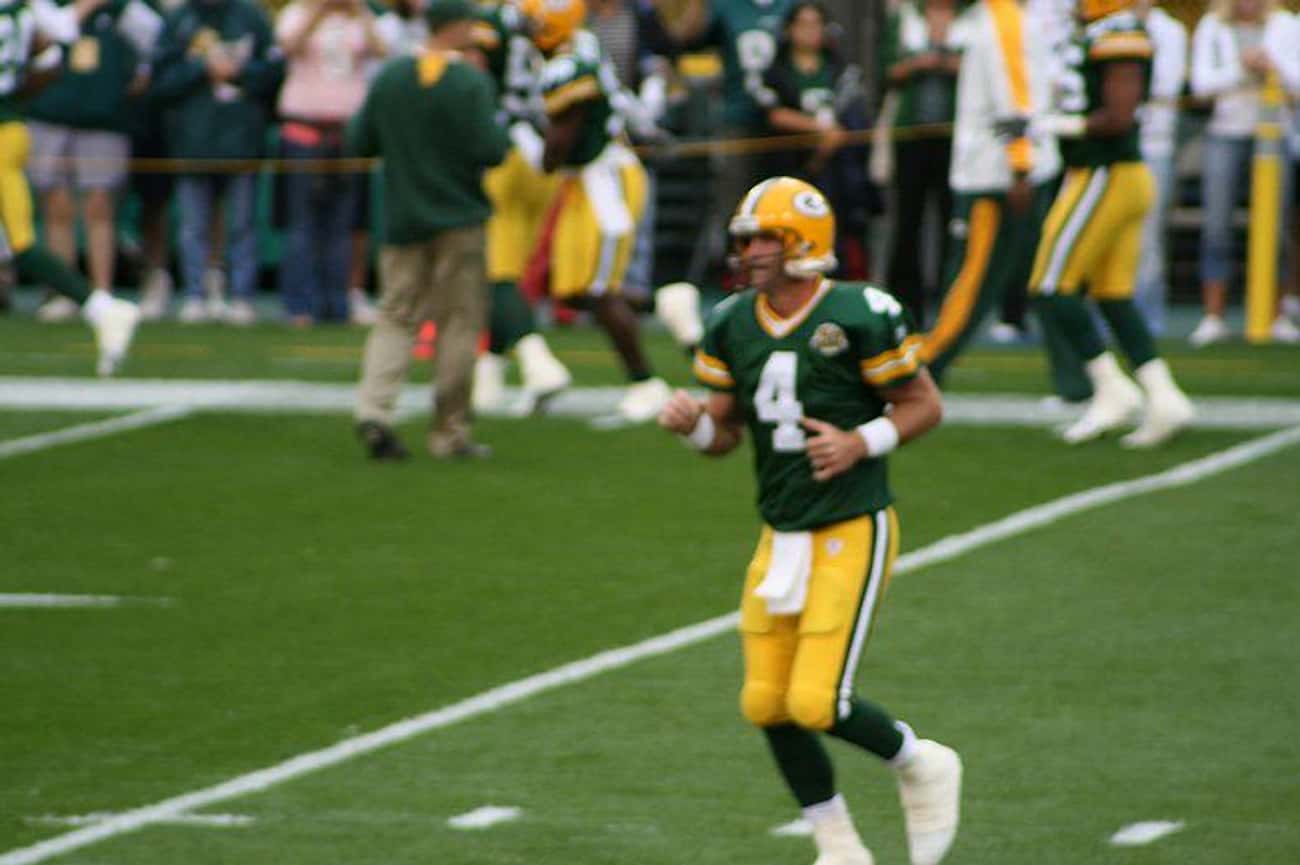 Falcons Trade Brett Favre to the Packers