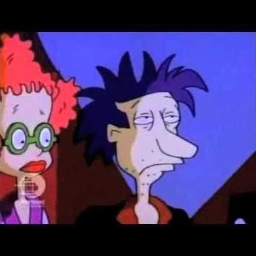 Angelica Breaks a Leg
