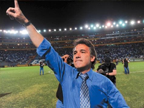 Famous Coaches from Mexico List of Top Mexican Coaches