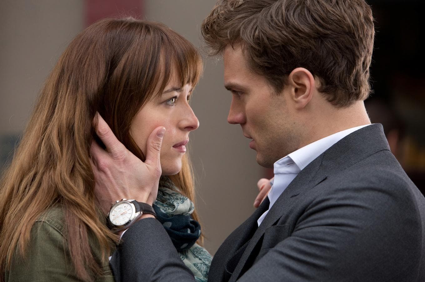Jamie Dornan And Dakota Johnson In "Fifty Shades Of Grey"
